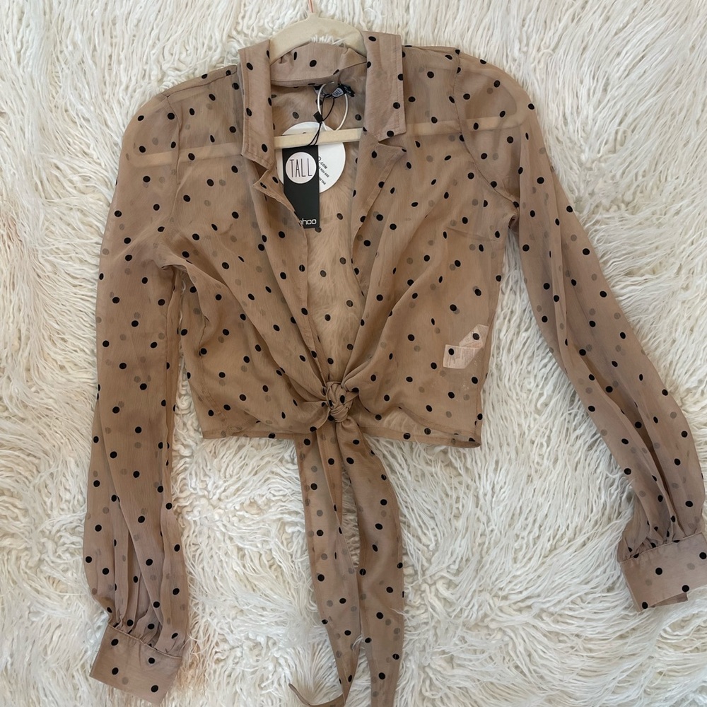 Boohoo brand sheer front tie blouse